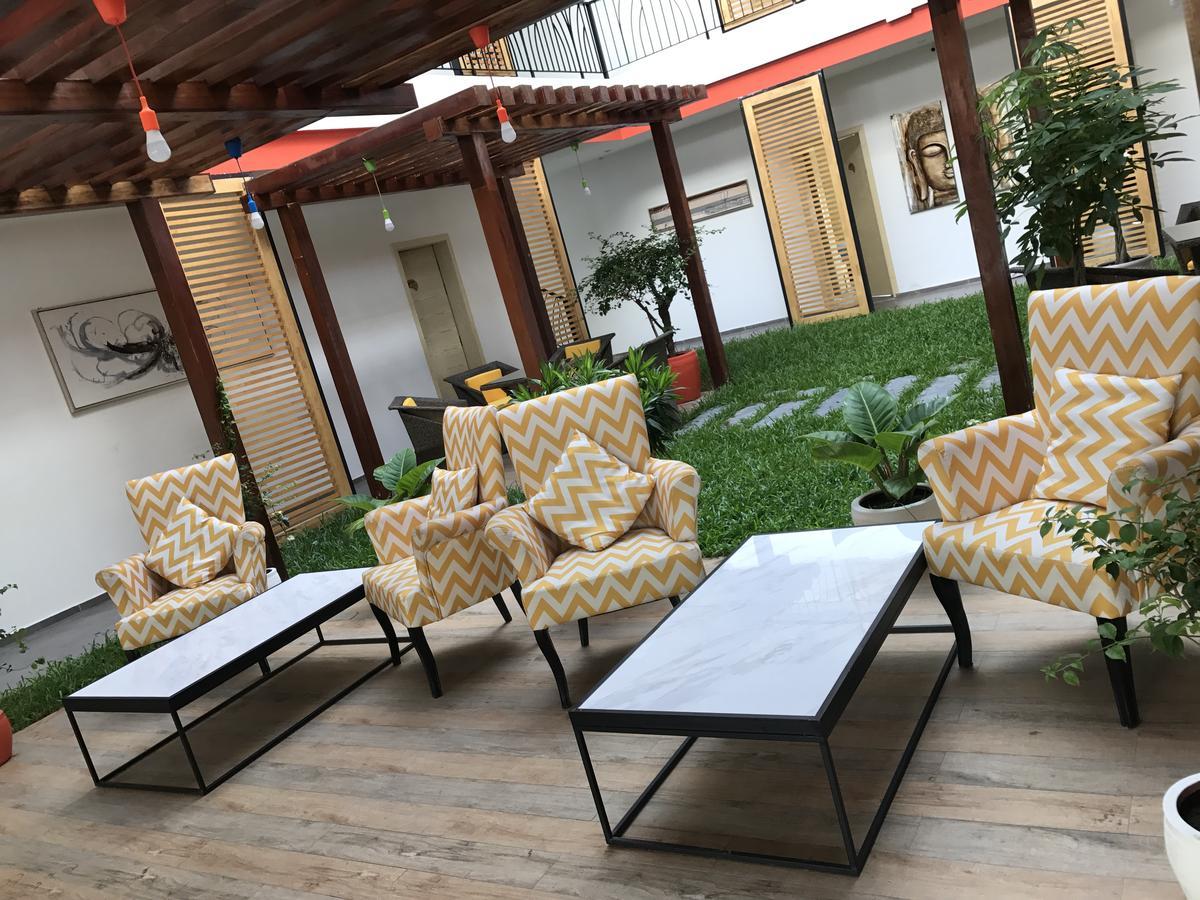 Benny'S City Hotel Сиануквиль Экстерьер фото