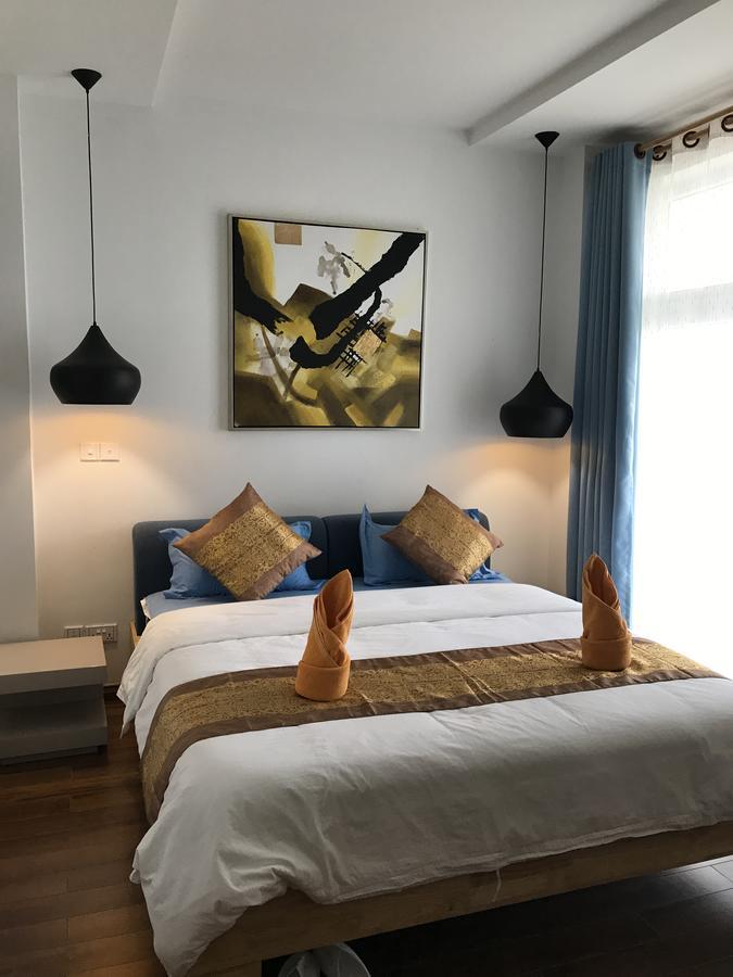 Benny'S City Hotel Сиануквиль Экстерьер фото